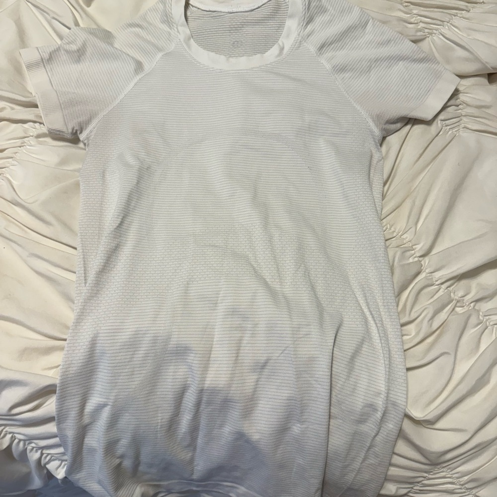 Lululemon White short sleeve swiftly tech